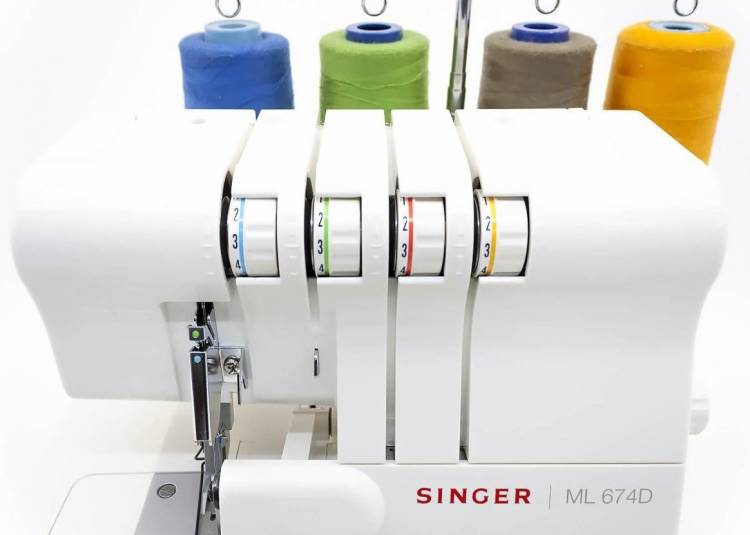 Швейная машинка Singer ML674D